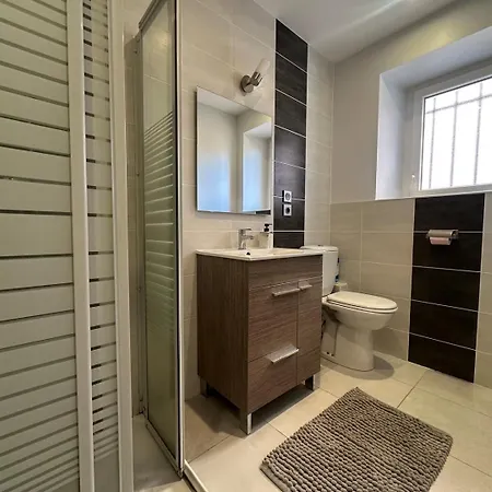 équipé, Travail Et Détente Au Puy