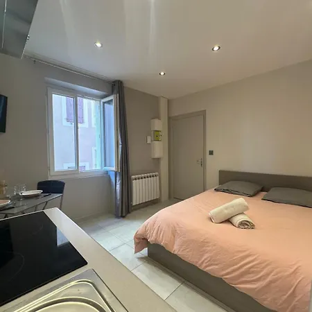 Equipe - Travail & Detente Au Puy Apartament Le Puy-en-Velay