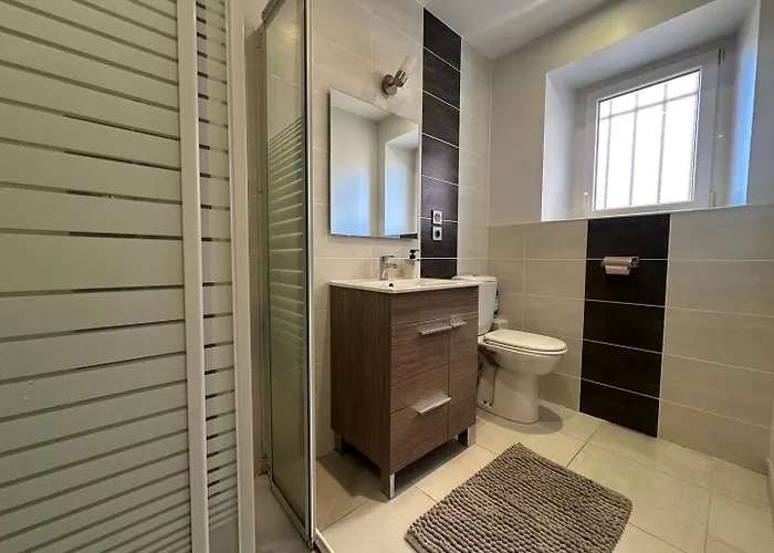 équipé, Travail Et Détente Au Puy